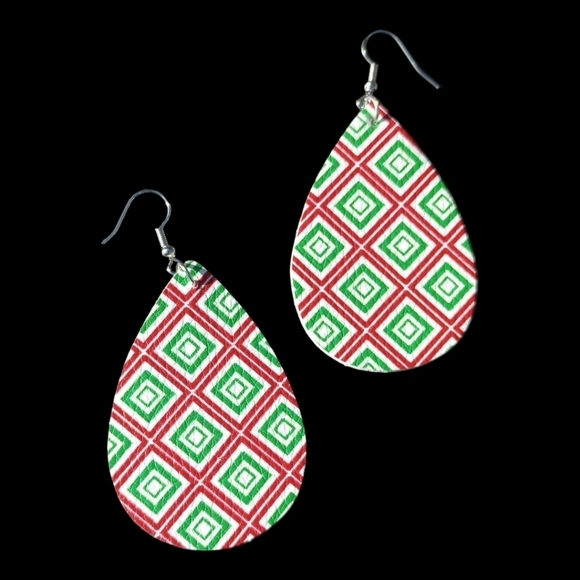 5/$25 Christmas Tree Glitter Earrings Faux Leather Plaid Christmas Dangle red - Picture 5 of 12